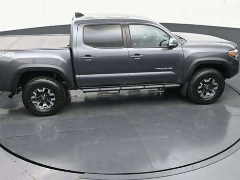 Used 2021 Toyota Tacoma TRD Off-Road image 27