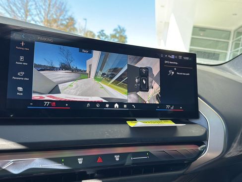 Certified 2025 BMW X3 xDrive30i w/ Premium Package image 21