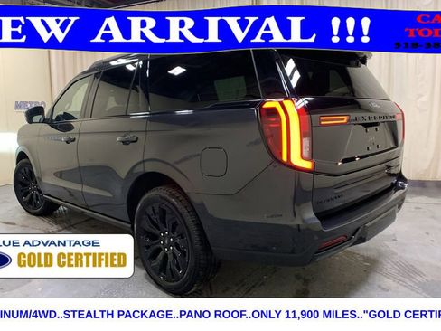 Used 2025 Ford Expedition Platinum w/ Stealth Appearance Package image 5
