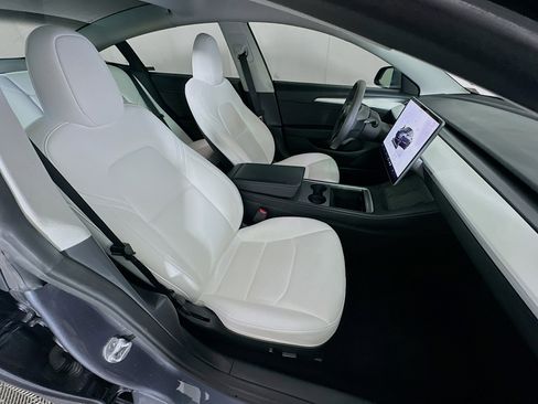 Used 2023 Tesla Model 3 Standard Range RWD image 29