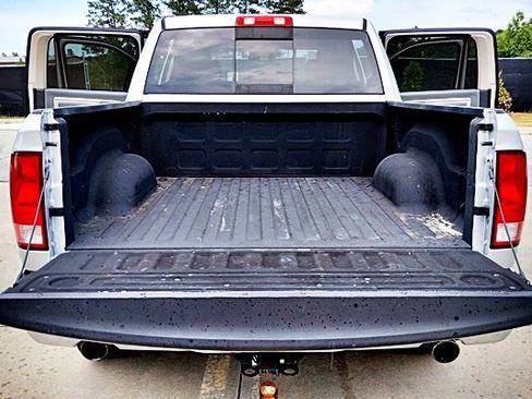 Used 2018 RAM 1500 Big Horn image 21