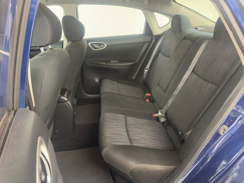 Used 2019 Nissan Sentra SV image 12