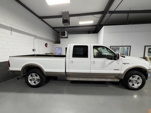 Used 2006 Ford F250 Lariat AWD/4WD image 4