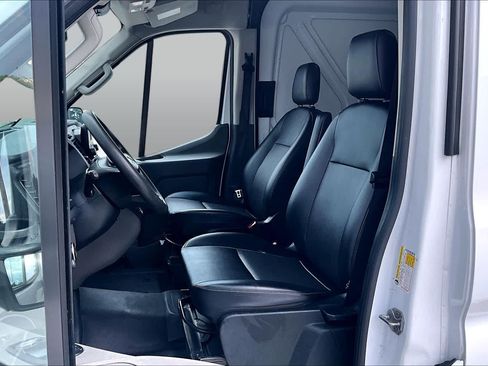 Used 2023 Ford Transit 250 Medium Roof AWD image 8
