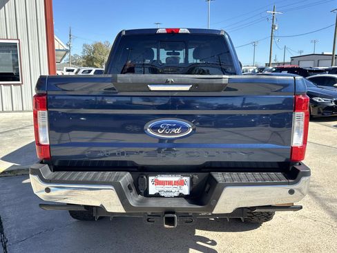 Used 2017 Ford F250 Lariat w/ Lariat Value Package image 6