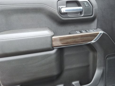 Used 2020 Chevrolet Silverado 1500 LT Trail Boss image 12