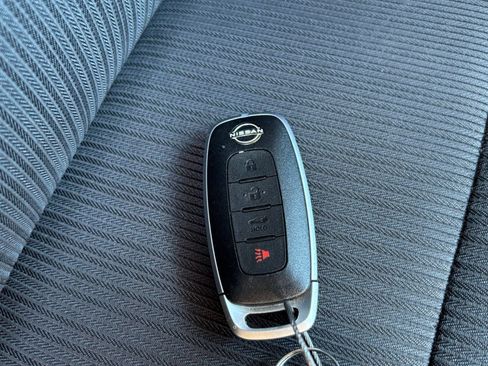 Used 2025 Nissan Sentra SV FWD image 21