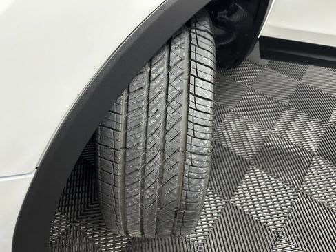 Used 2025 Honda Passport EX-L image 40