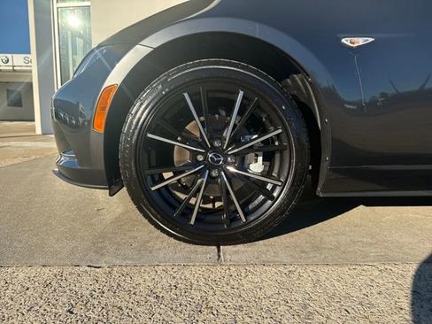 Used 2025 MAZDA MX-5 Miata RF Grand Touring image 24