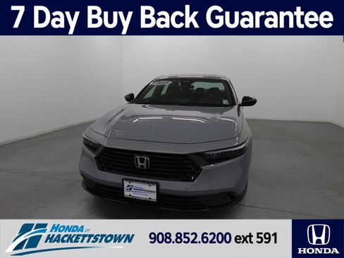 Used 2025 Honda Accord Sport image 1