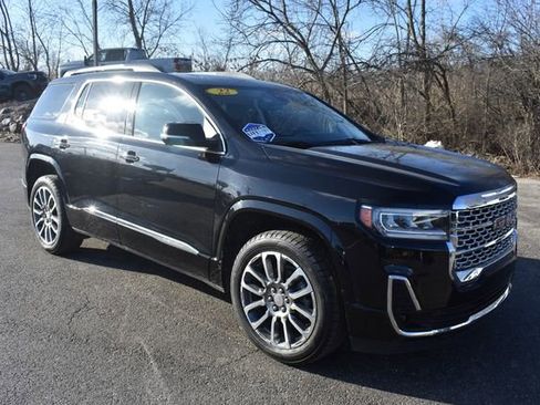 Used 2022 GMC Acadia Denali w/ Denali Technology Package image 10