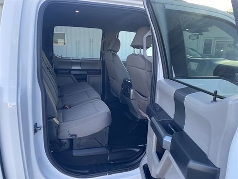 Used 2022 Ford F250 XLT w/ XLT Premium Package image 5