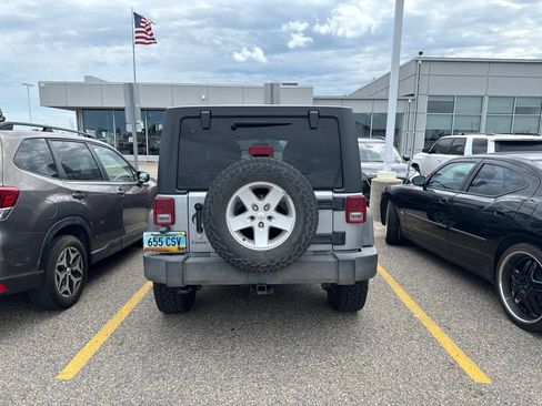 Used 2016 Jeep Wrangler Unlimited Sport AWD/4WD image 6