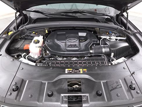 Used 2022 Jeep Grand Cherokee L Overland image 32