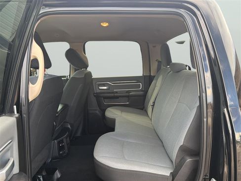 Used 2019 RAM 2500 Big Horn AWD/4WD image 15