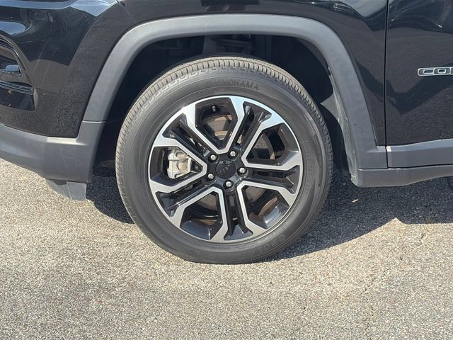 Used 2023 Jeep Compass Limited AWD/4WD image 25