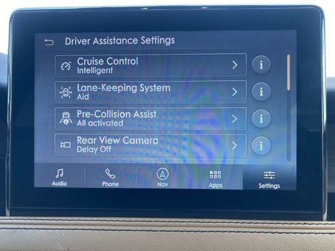 Used 2020 Lincoln Corsair Reserve w/ Equipment Group 202A image 38