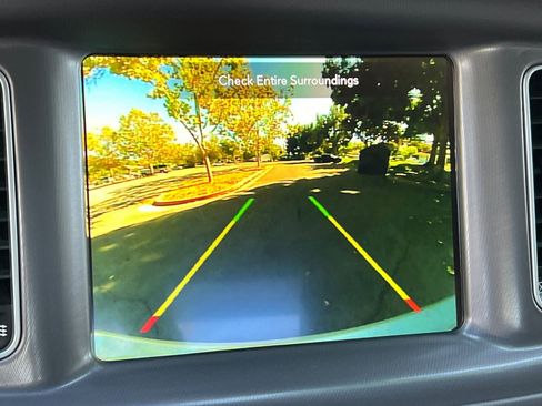 Used 2023 Dodge Charger SXT image 17