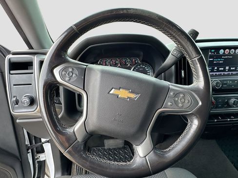 Used 2018 Chevrolet Silverado 1500 LT w/ Texas Edition image 11