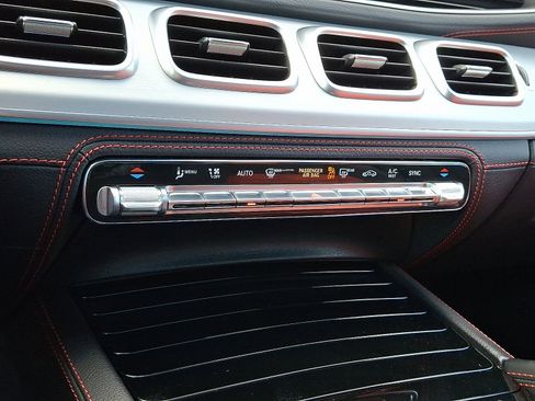 Used 2023 Mercedes-Benz GLE 53 AMG 4MATIC image 13