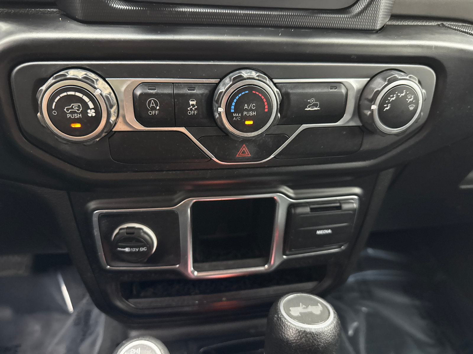 Used 2021 Jeep Wrangler Unlimited Sport AWD/4WD image 28