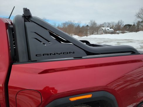 Used 2023 GMC Canyon AT4 w/ LPO, Sports Bar Package image 30