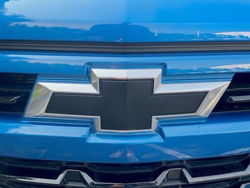 Used 2023 Chevrolet Silverado 1500 RST AWD/4WD image 30