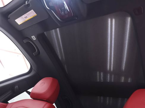 Certified 2024 Alfa Romeo Stelvio Veloce AWD/4WD image 21
