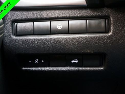 Used 2022 Nissan Rogue SL w/ SL Premium Package image 27