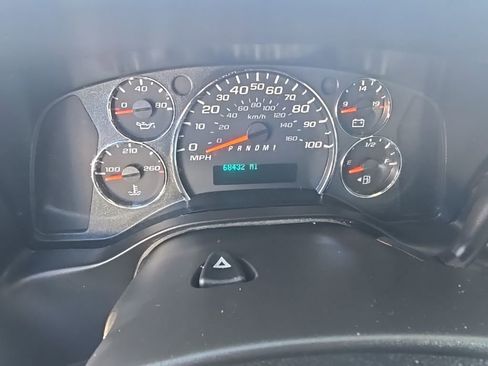 Used 2013 Chevrolet Express 3500 image 10