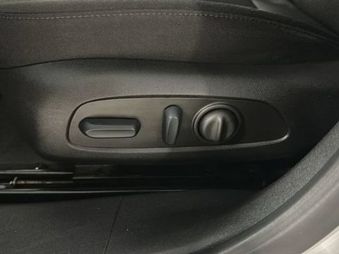 Used 2024 Chevrolet Malibu LT FWD image 9