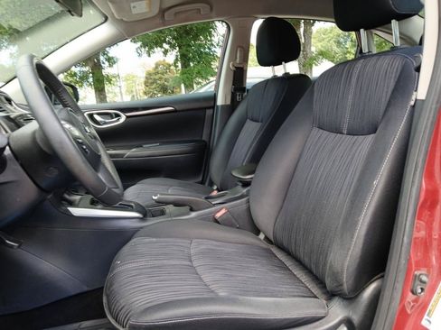 Used 2017 Nissan Sentra SV FWD image 19