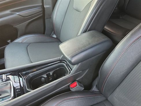 Used 2023 Jeep Compass Trailhawk image 20