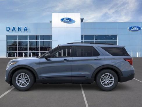 New 2026 Ford Explorer Active AWD/4WD image 3