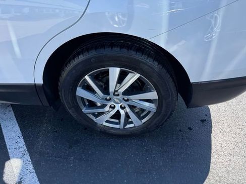 Used 2022 Chevrolet Equinox LT FWD image 6