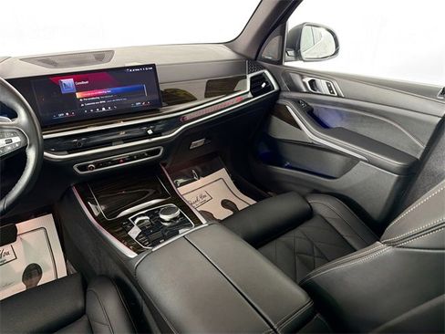 Used 2024 BMW X5 xDrive40i image 21