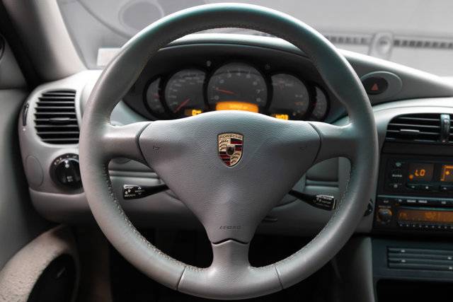 Used 2004 Porsche 911 Targa RWD image 7