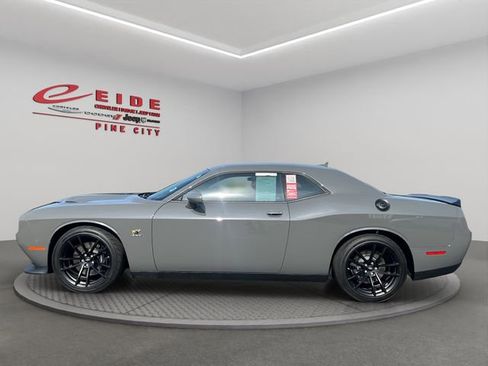 Used 2023 Dodge Challenger R/T Scat Pack w/ 1320 Plus Group RWD image 6