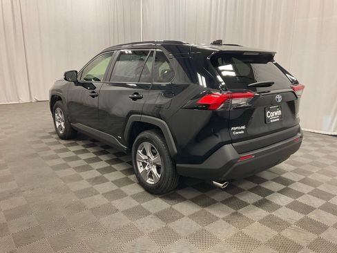 Used 2023 Toyota RAV4 XLE w/ XLE Grade Weather Package image 4
