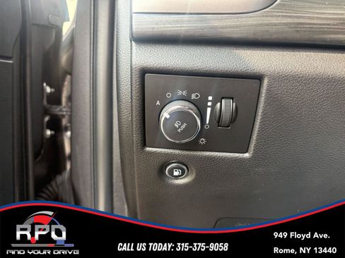 Used 2020 Jeep Grand Cherokee Altitude AWD/4WD image 27