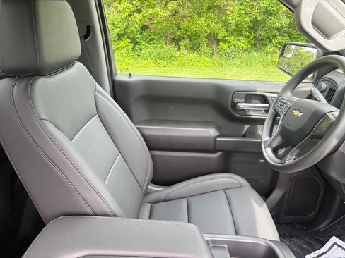 New 2026 Chevrolet Silverado 1500 W/T w/ WT Value Package AWD/4WD image 29