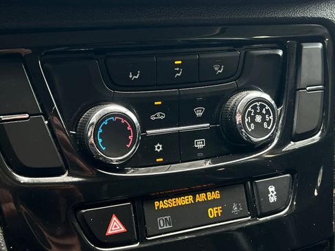 Used 2019 Buick Encore Preferred FWD image 22