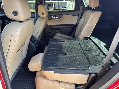 Used 2023 Chevrolet Blazer Premier w/ Enhanced Convenience Package image 17