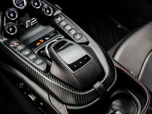 Used 2023 Aston Martin V12 Vantage RWD image 64