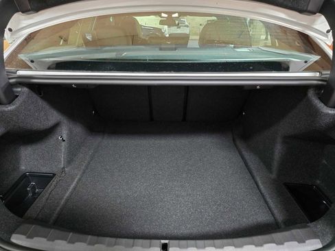 Used 2026 BMW 330i xDrive Sedan w/ Premium Package image 17