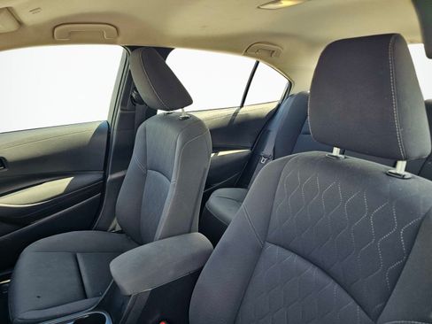 Used 2023 Toyota Corolla LE FWD image 15