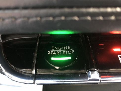 Used 2023 Lincoln Nautilus Reserve image 32