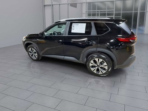 Used 2023 Nissan Rogue SV w/ SV Premium B Package image 6