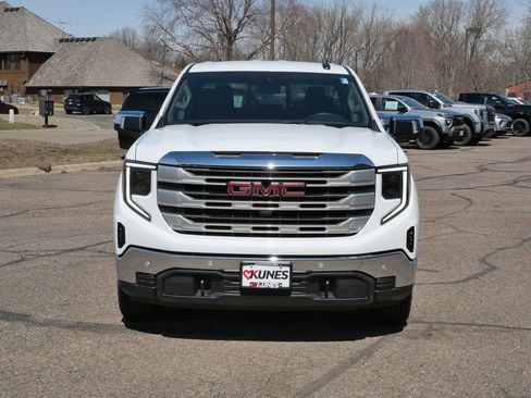 New 2026 GMC Sierra 1500 SLE AWD/4WD image 2