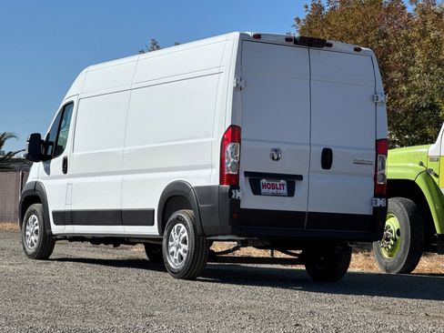 New 2026 RAM ProMaster 2500 w/ Quick Order Package 22G SLT image 5
